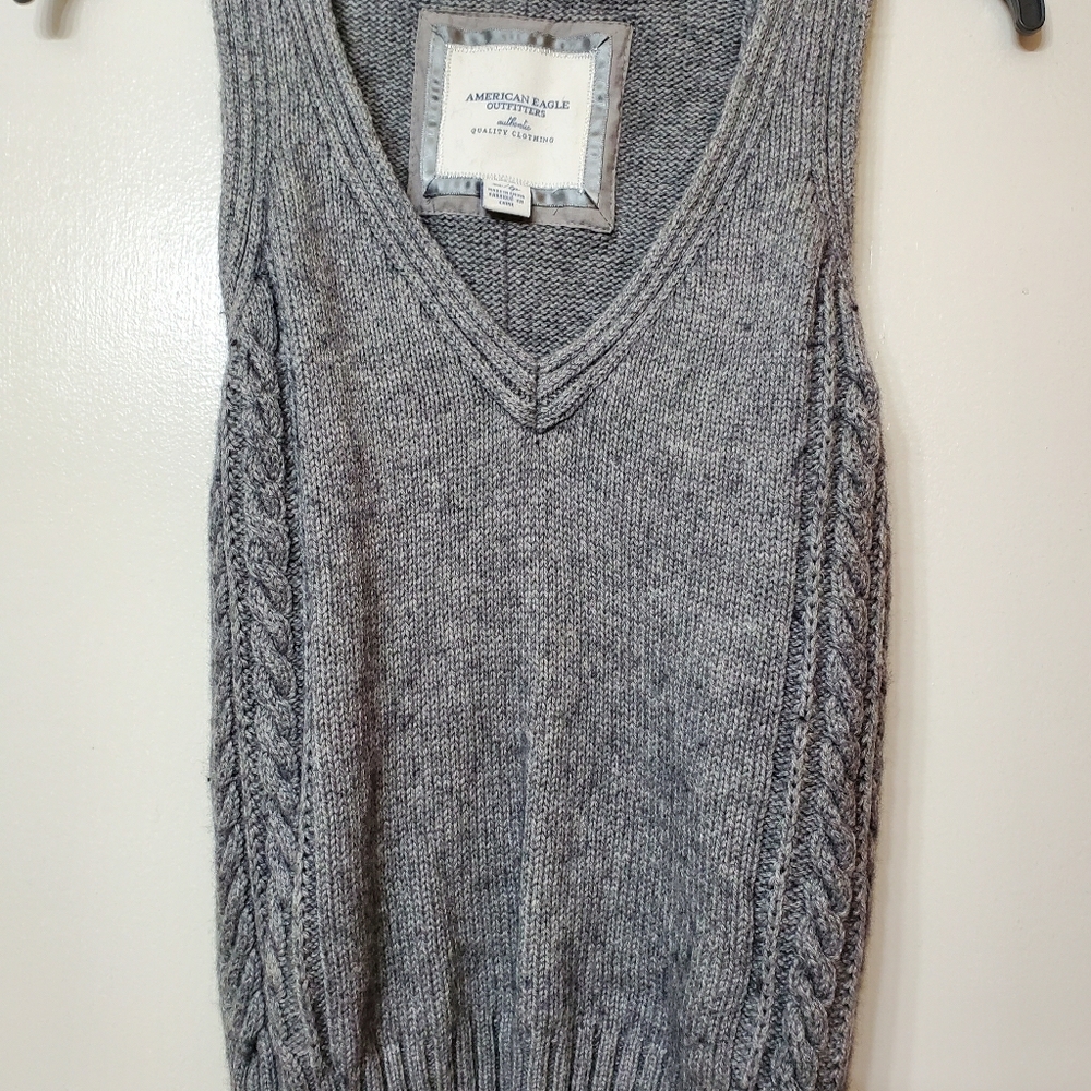 American eagle sweater